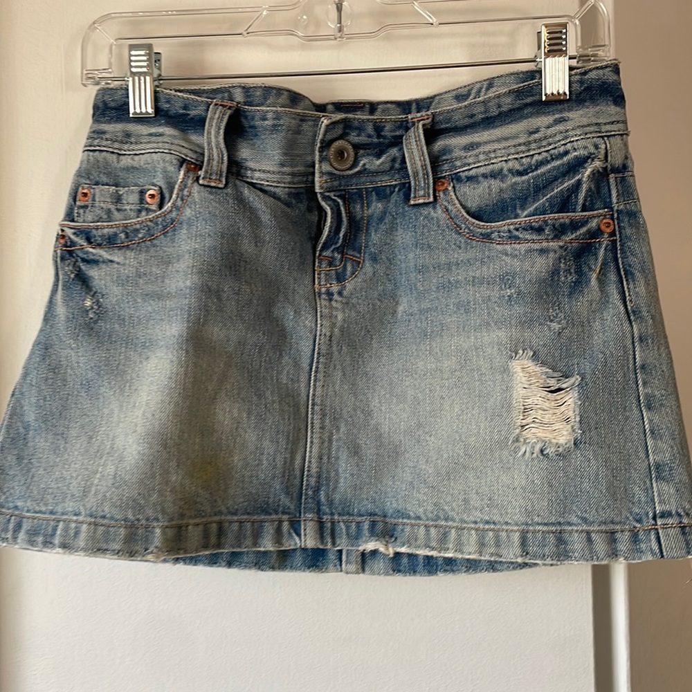 American Eagle low rise mini